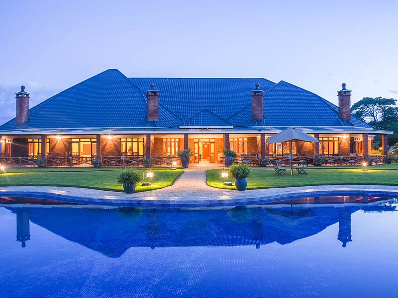 Bougainvillea Safari Lodge